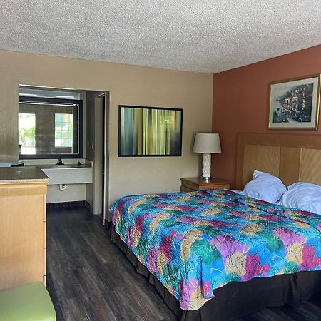 Jax Inn Jacksonville Zewnętrze zdjęcie